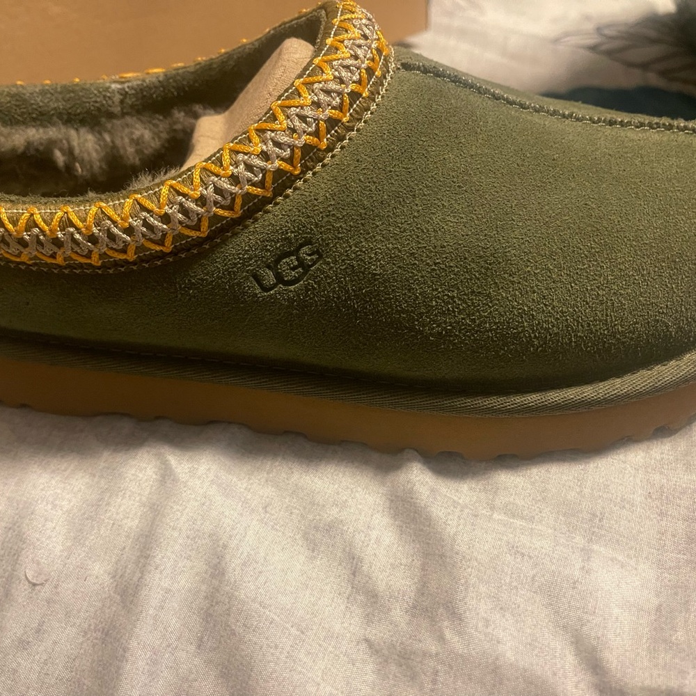 UGG W Tasman